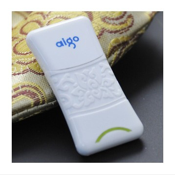 爱国者迷你王青花瓷U盘L8298/8GB |16GB